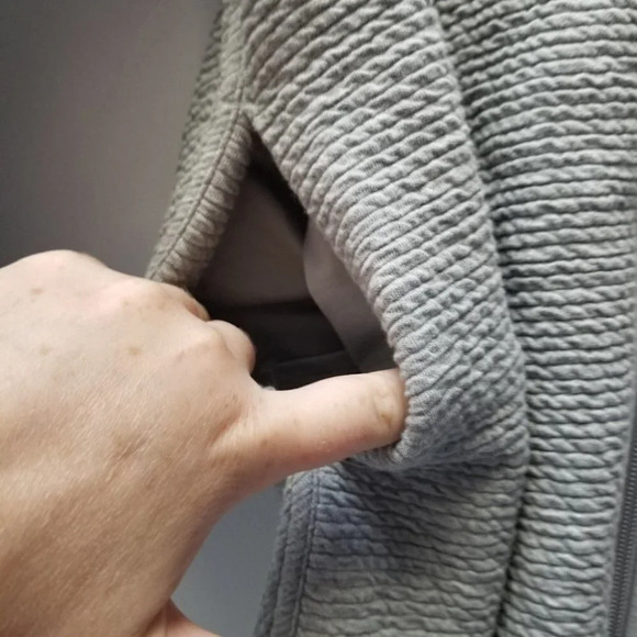 Lululemon On Repeat Jacket Heathered Core Light Grey  4 - Picture 11 of 15